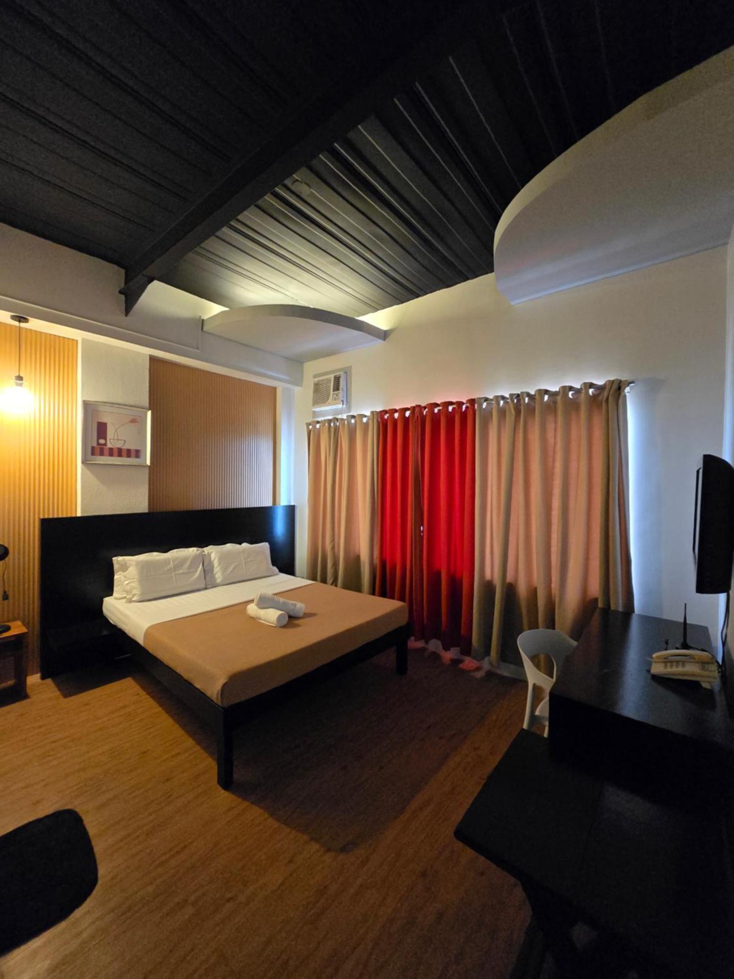 First Pacific Inn Davao Zewnętrze zdjęcie