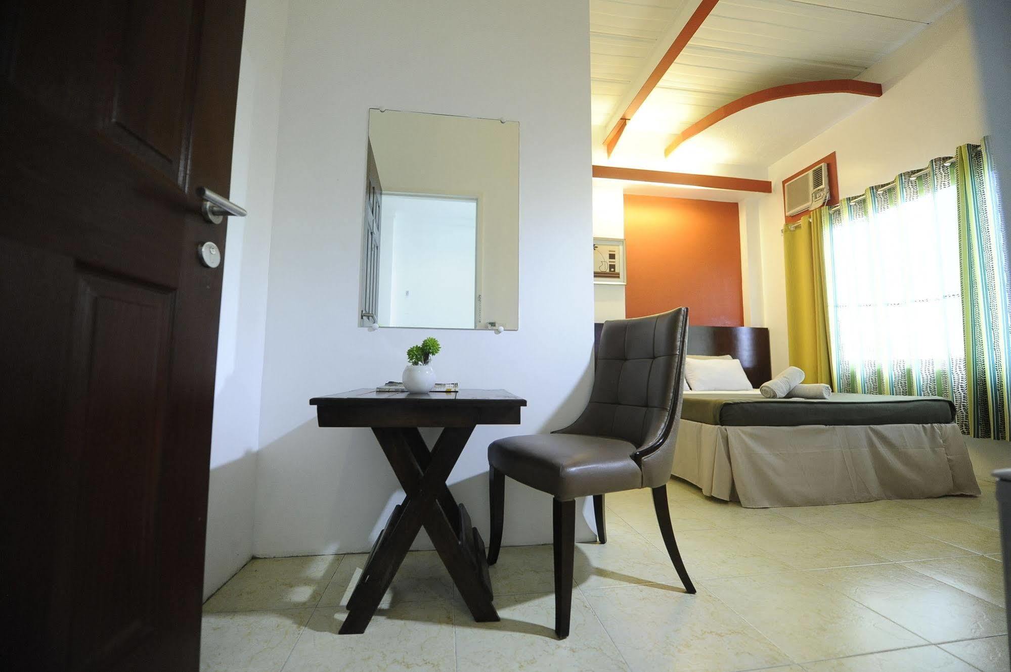 First Pacific Inn Davao Zewnętrze zdjęcie
